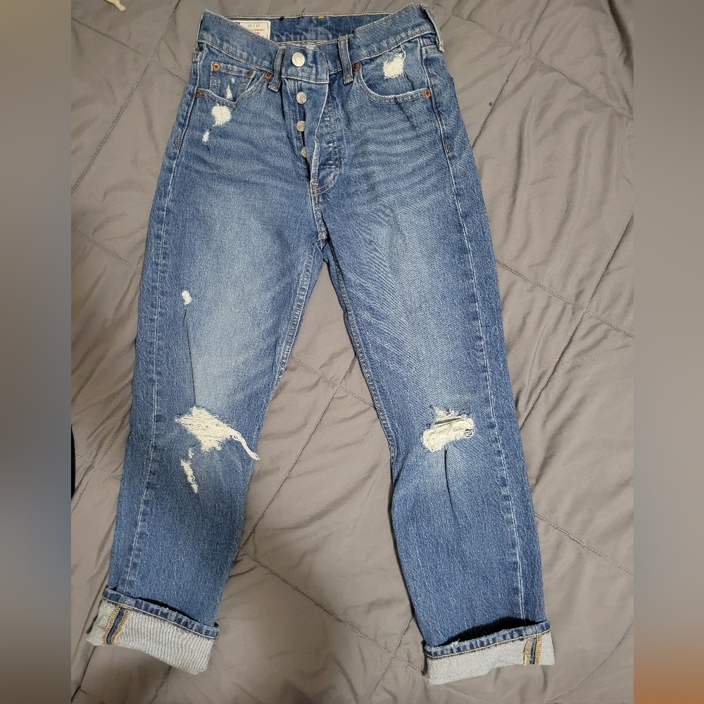 GAP Cheeky Straight High Rise Medium Blue Denim Jeans 2/26 Regular